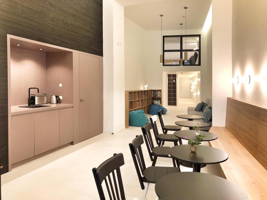 Grosszuegiges Apartment Mit Lounge Naehe Naschmarkt 维也纳 外观 照片